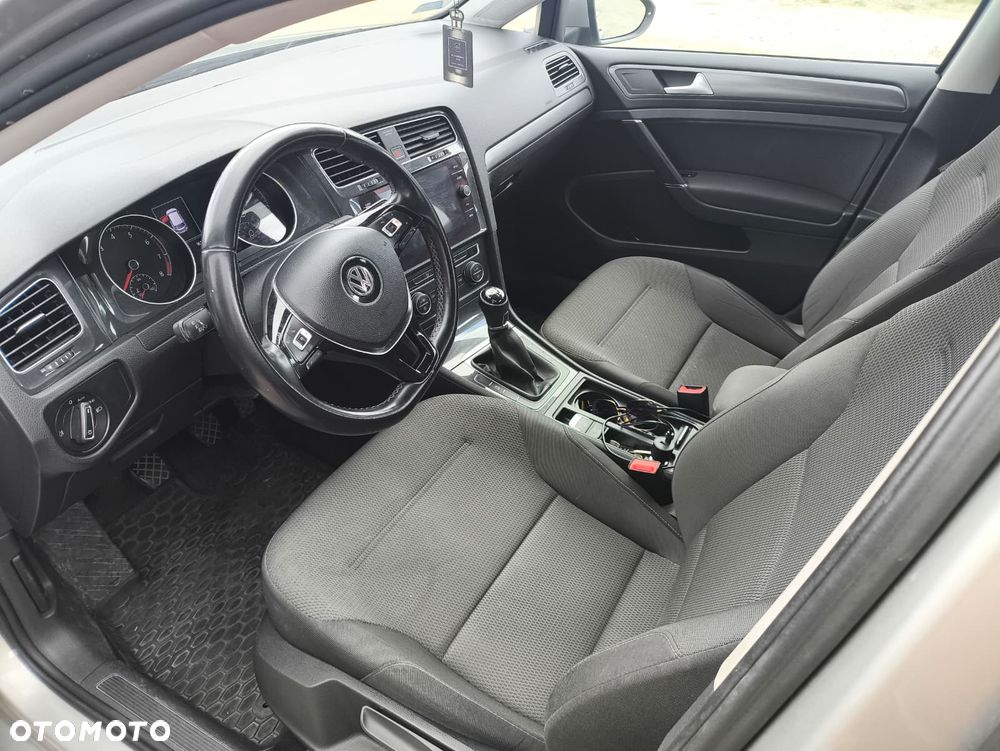 Volkswagen Golf 1.0 TSI BMT Comfortline - 6