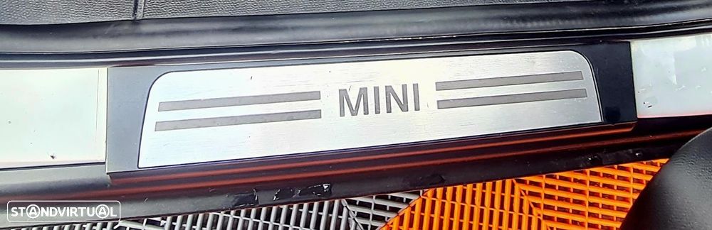 MINI 5 Portas One D - 18