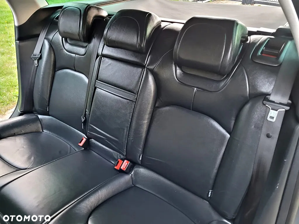 Citroën C5 Tourer HDi 115 FAP Business Class - 27