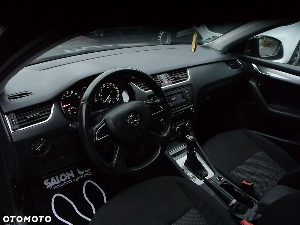 Skoda Octavia 1.6 TDI Family DSG - 27
