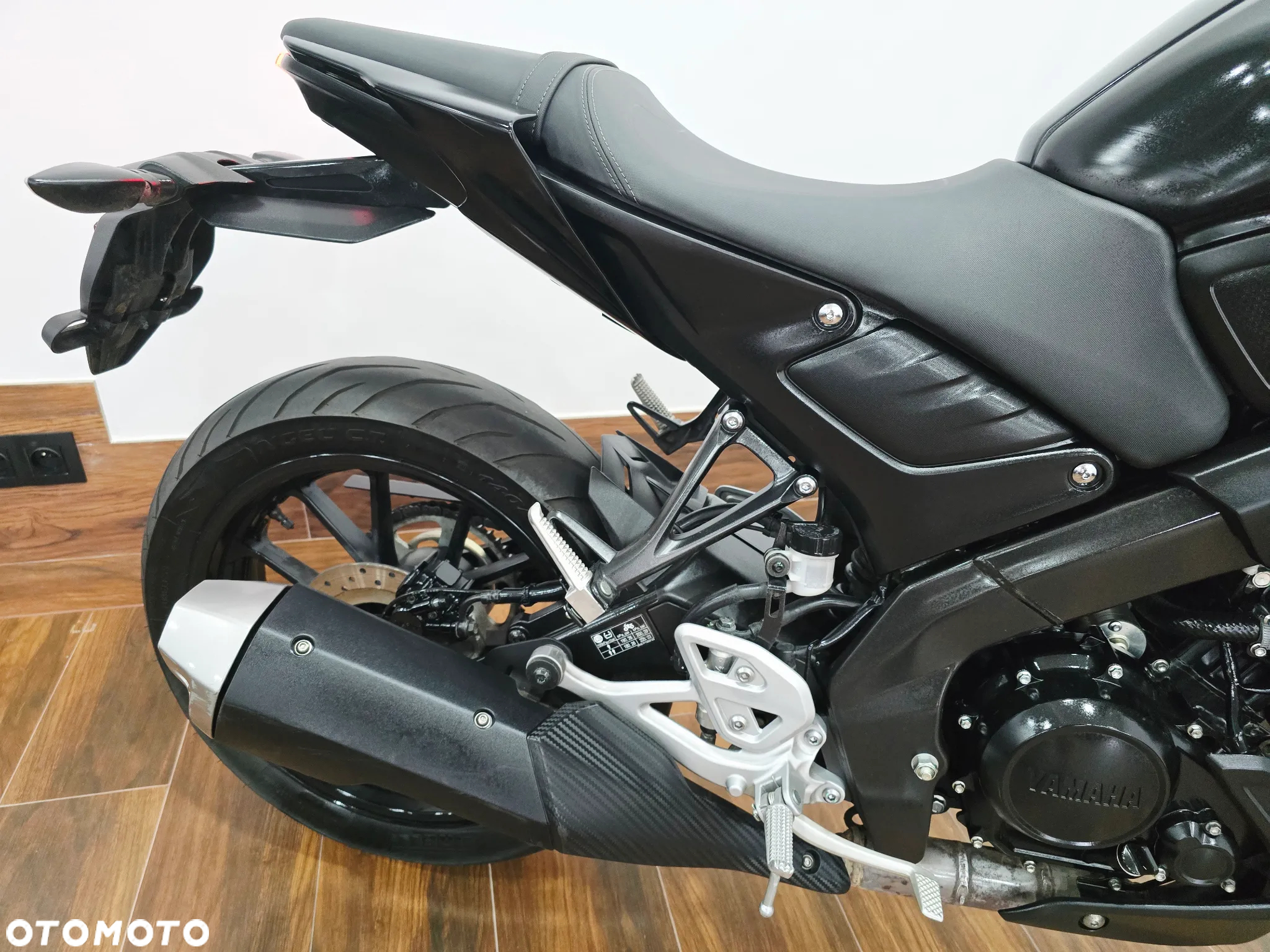 Yamaha MT - 16