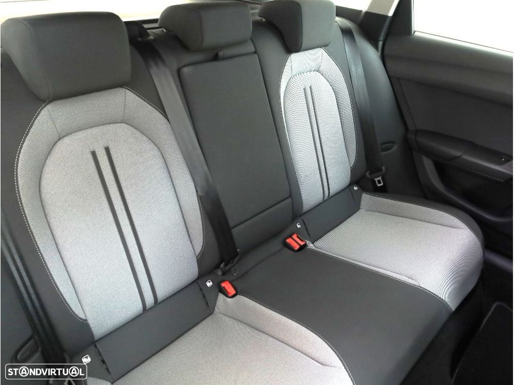 SEAT Leon ST 2.0 TDI Style - 16