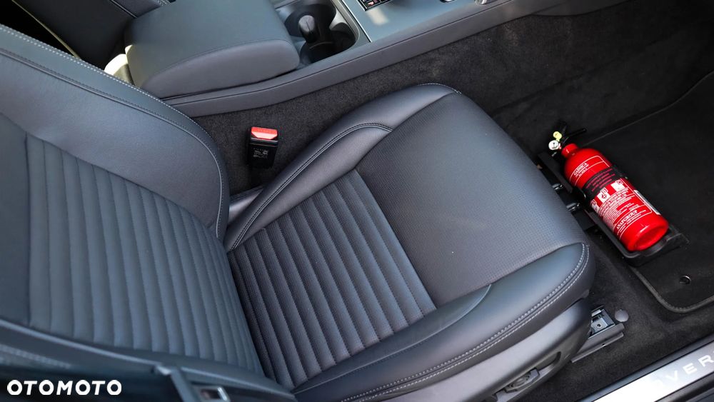 Land Rover Discovery Sport 2.0 D200 mHEV R-Dynamic SE - 23