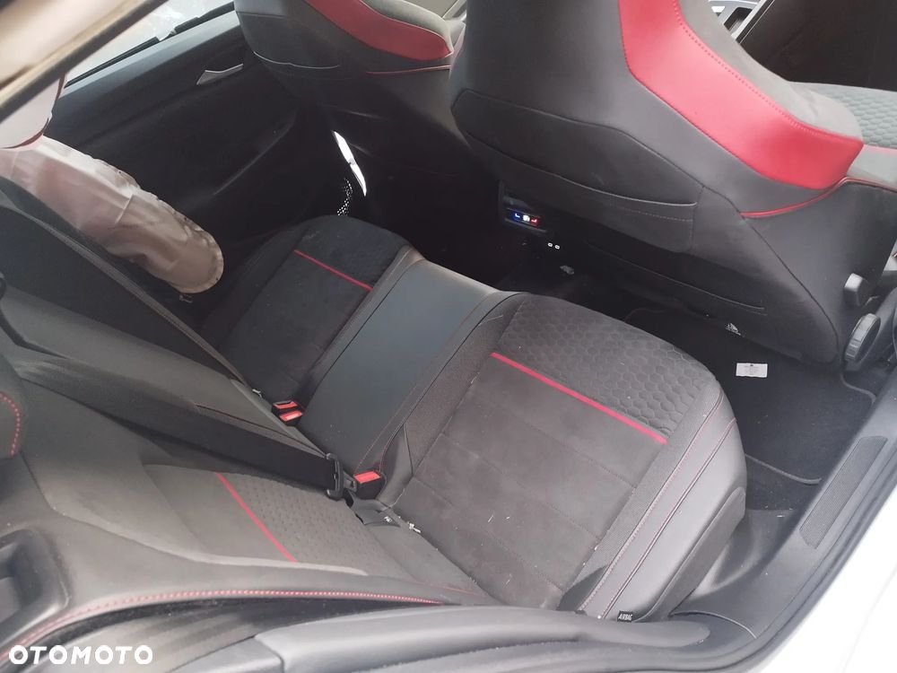 Volkswagen Golf 2.0 TSI OPF DSG GTI Clubsport - 11