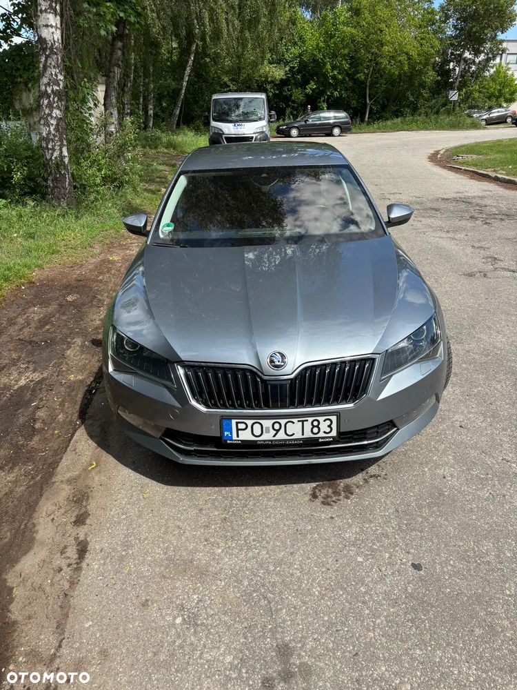 Skoda Superb 2.0 TDI Style DSG - 3