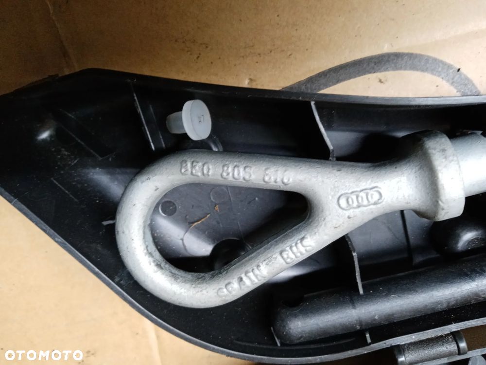 Hak holowniczy ucho schowek Audi A4 B6 8E0805616 8E0012111 - 4