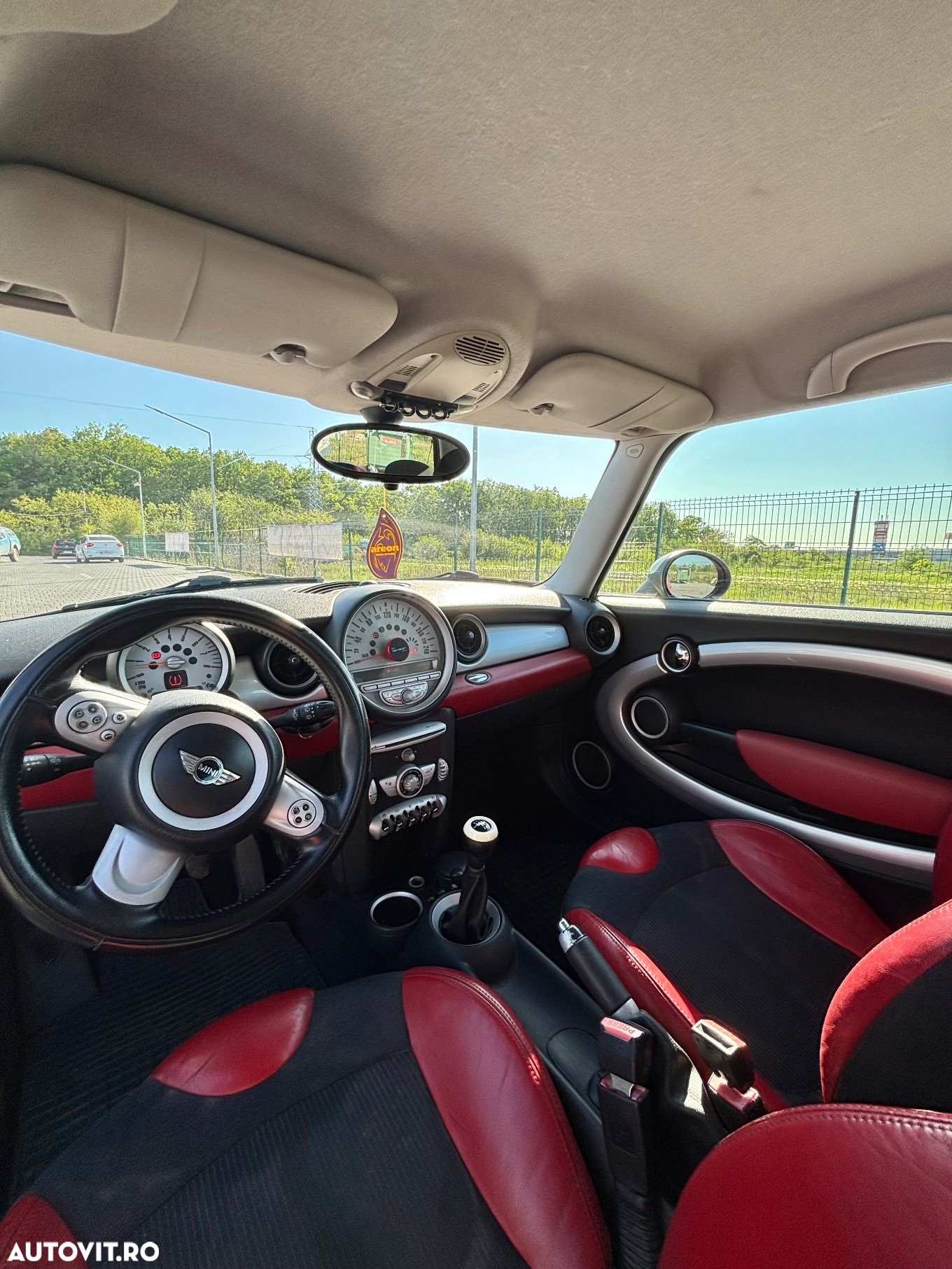 Mini Cooper Cabrio S - 8