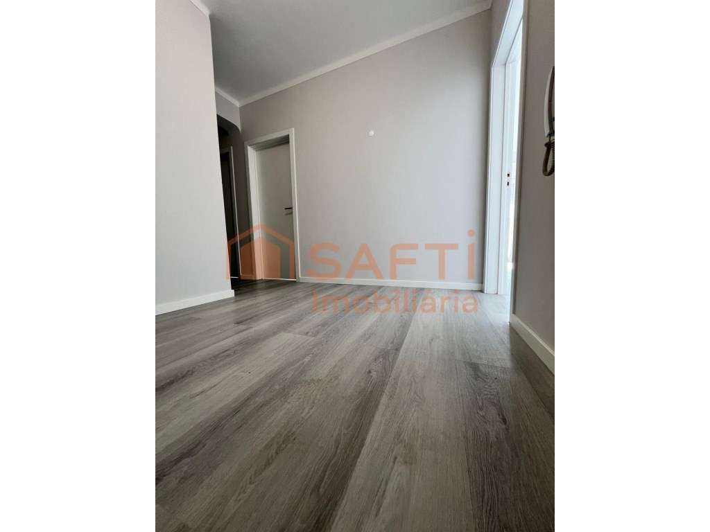 Apartamento T3 em Portimão - Grande imagem: 4/13