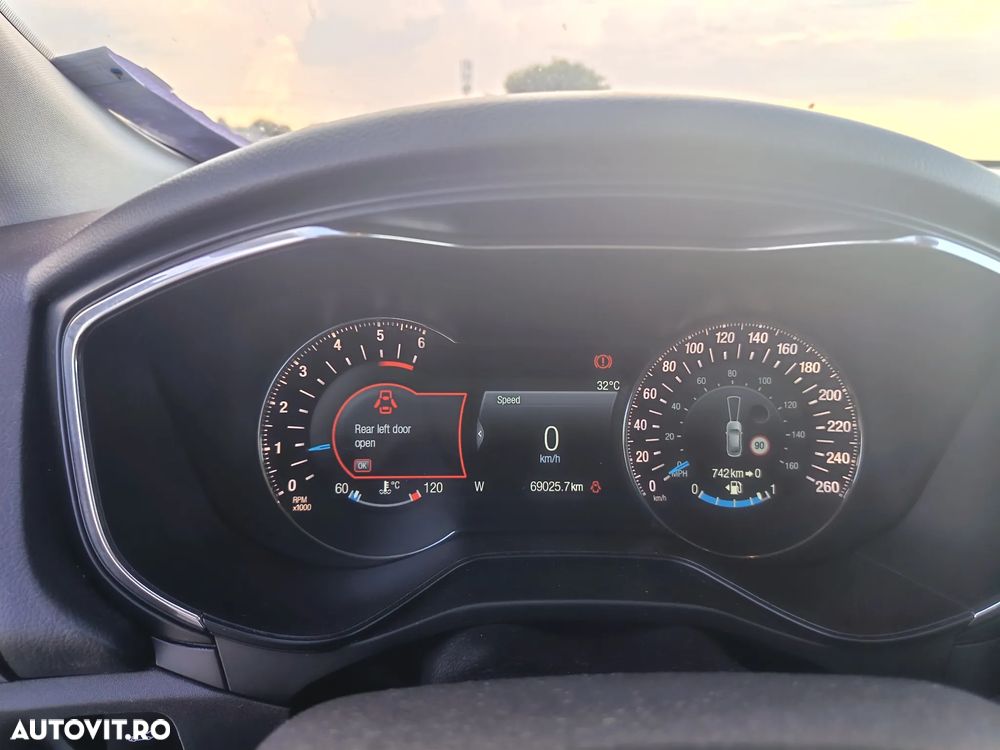 Ford Mondeo 2.0 TDCI Titanium - 21