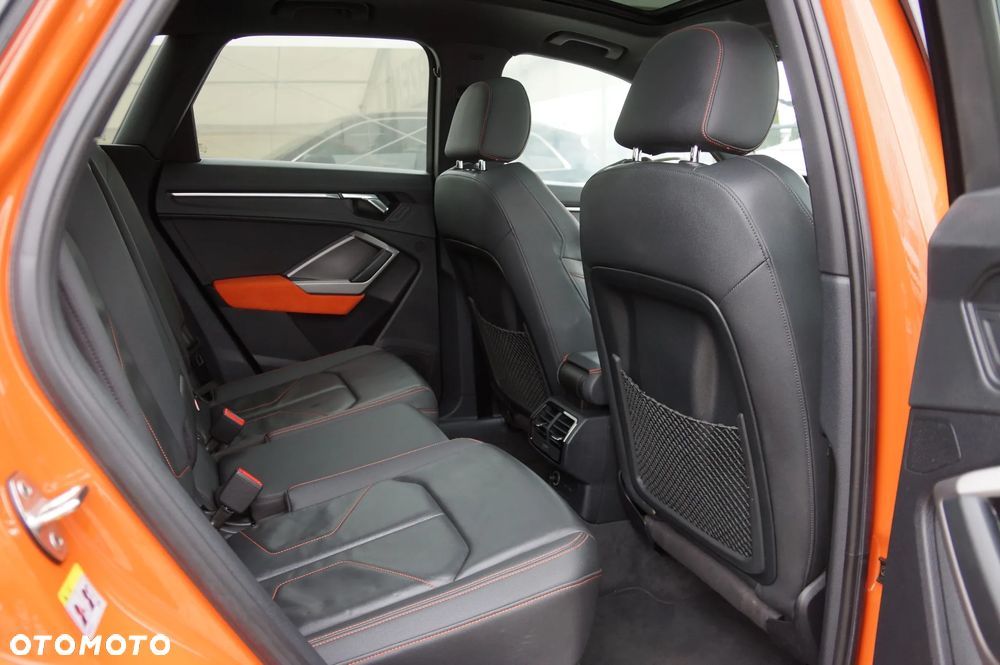 Audi Q3 35 TDI Quattro S Line - 34