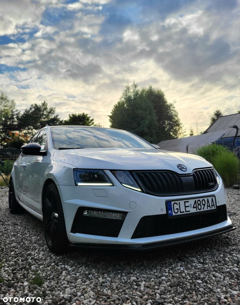 Skoda Octavia 2.0 TSI RS 230 - 9