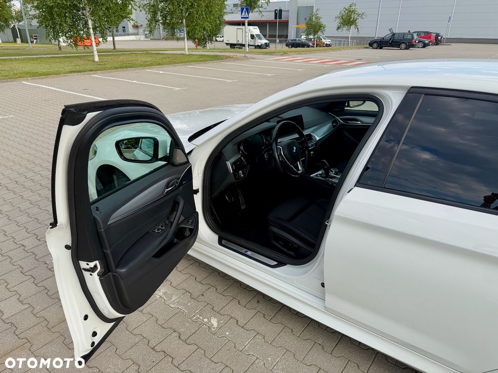 BMW Seria 5 540i xDrive M Sport sport - 6
