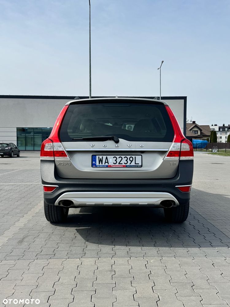 Volvo XC 70 T5 Geartronic Momentum - 4