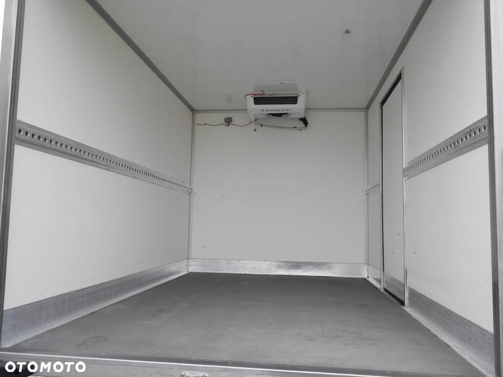 Renault Master Chłodnia - 12