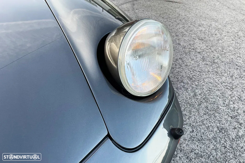 Porsche 968 Coupé - 11