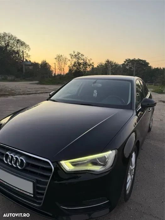 Audi A3 Sportback 1.4 TFSI Ambiente - 1