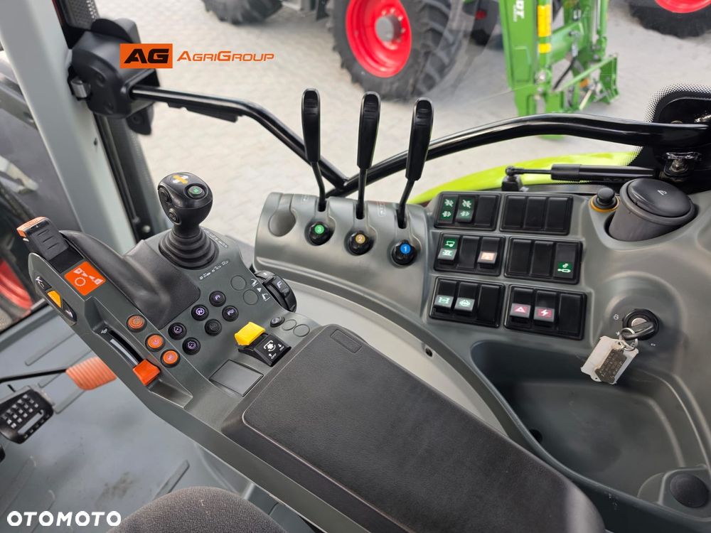 Claas Arion 640 CIS - 14