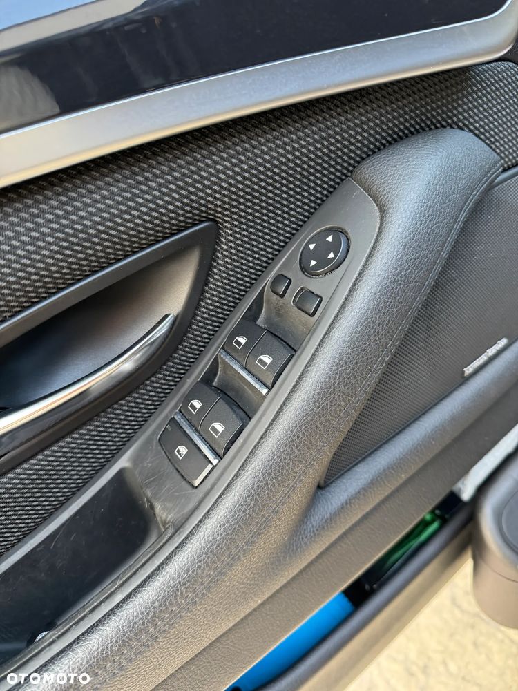 BMW Seria 5 520d Efficient Dynamics Edition - 15