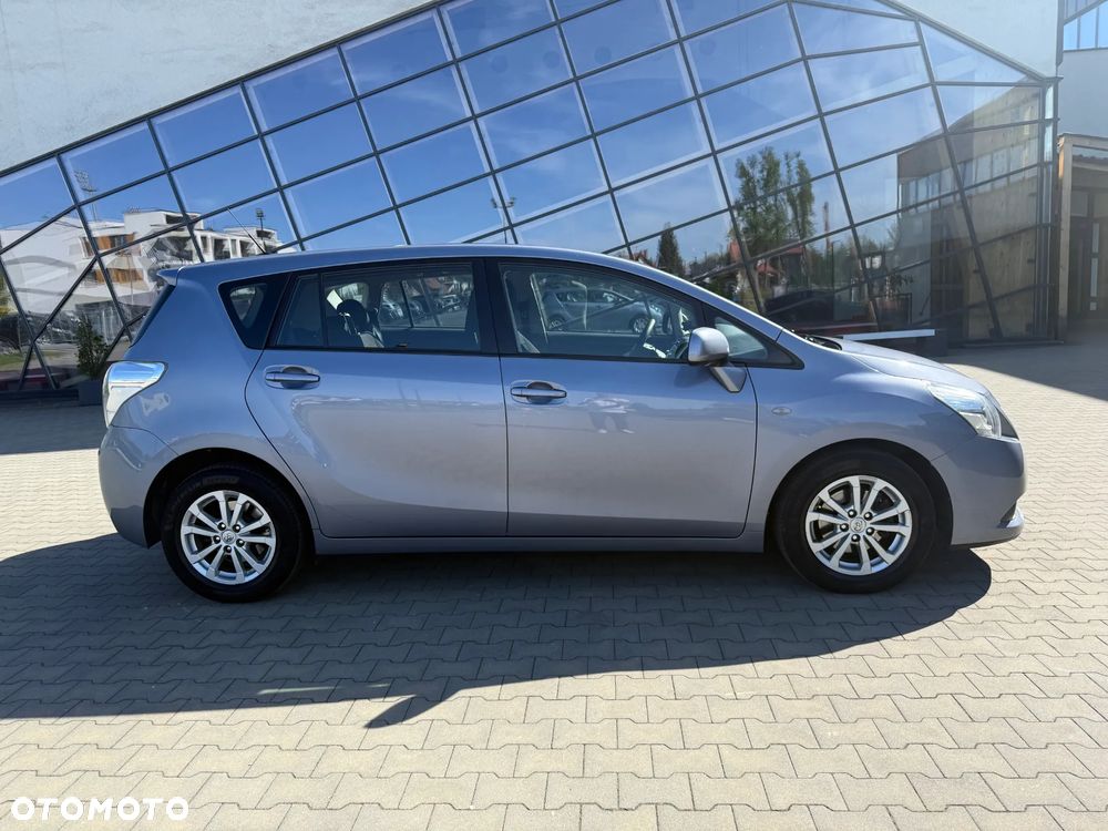Toyota Verso 2.0 D-4D Edition - 2