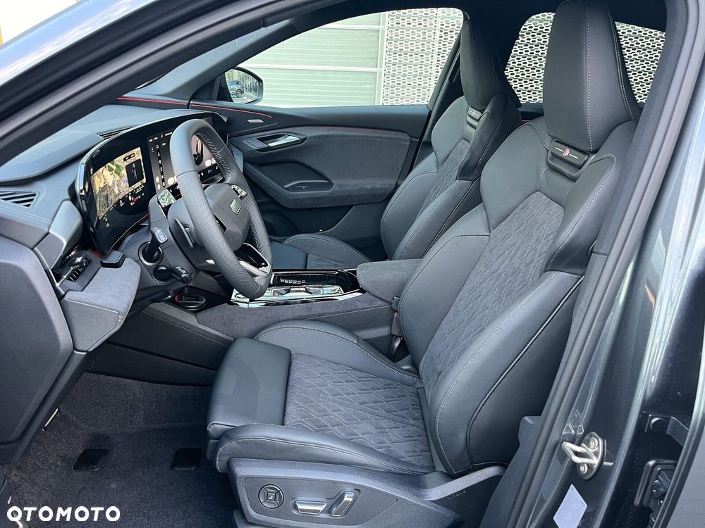 Audi Q6 e-tron - 5