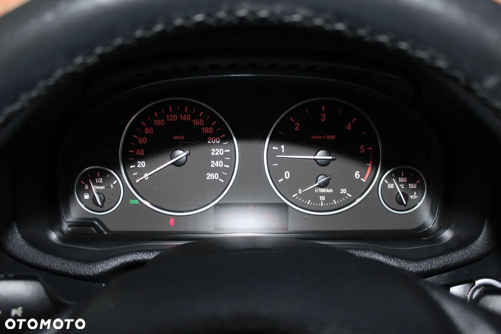 BMW X3 xDrive20d - 28