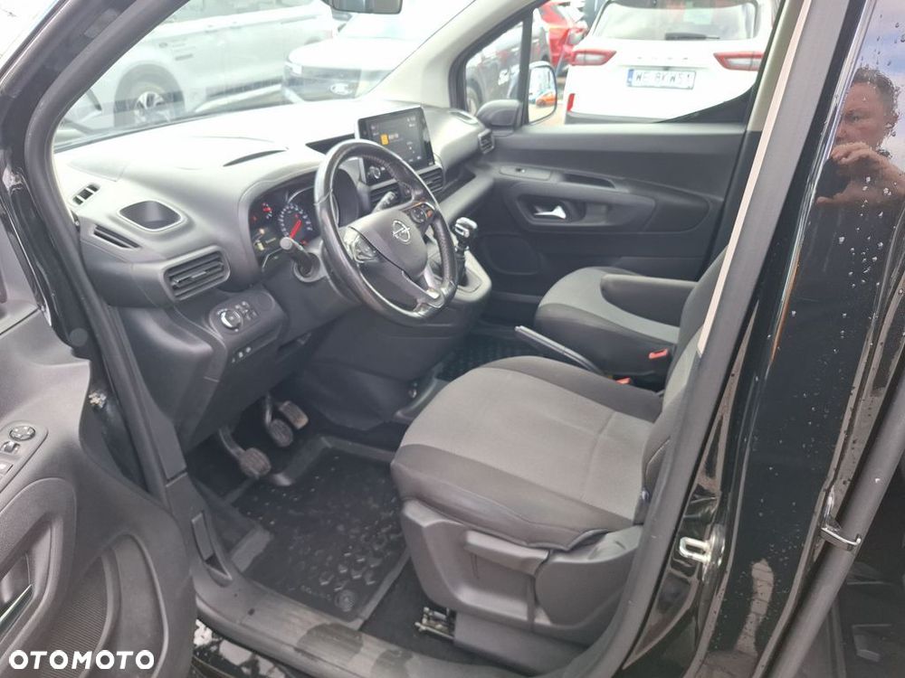 Opel Combo 1.2 Turbo Enjoy S&S - 16