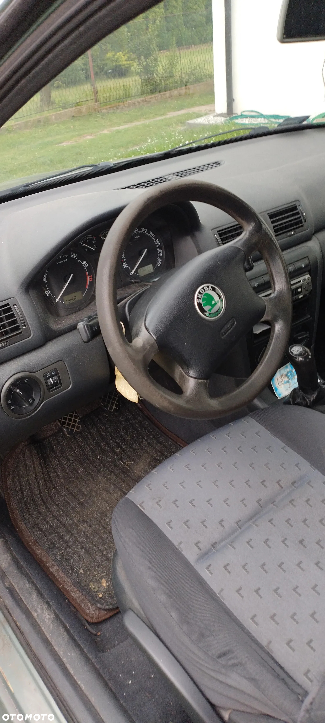 Skoda Octavia 1.6 Ambiente - 7