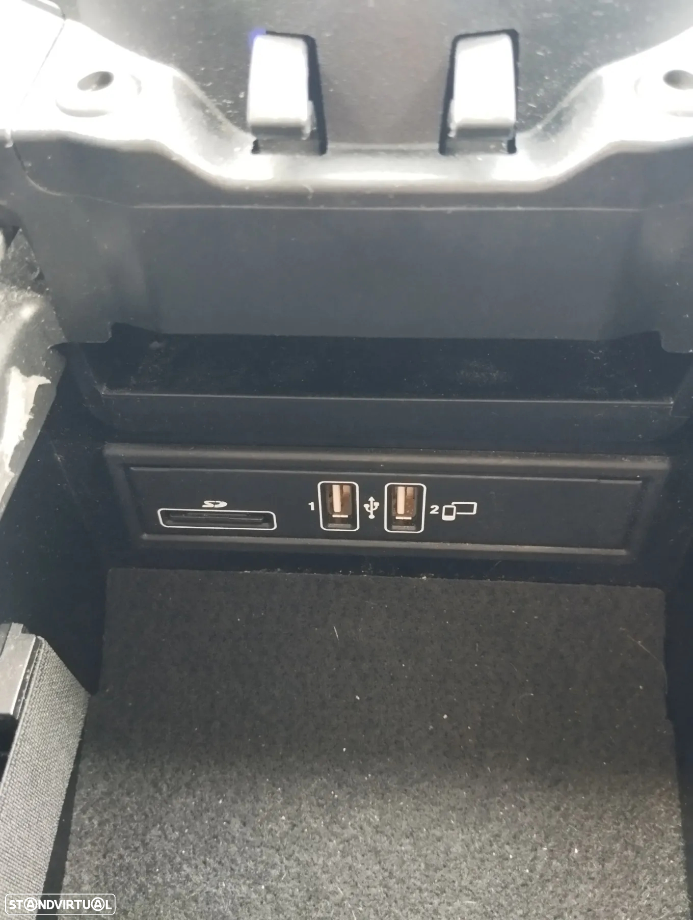 Mercedes-Benz E 220 d Avantgarde+ - 30