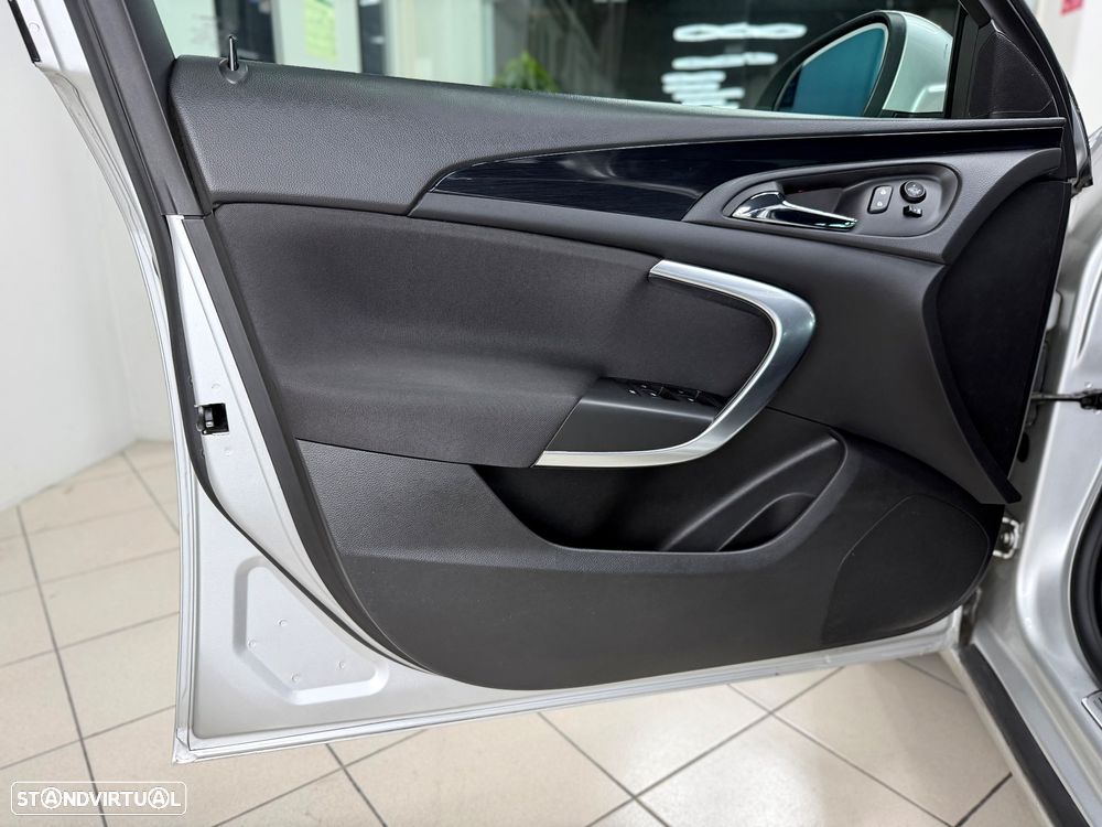 Opel Insignia 2.0 CDTI executive S/S - 14