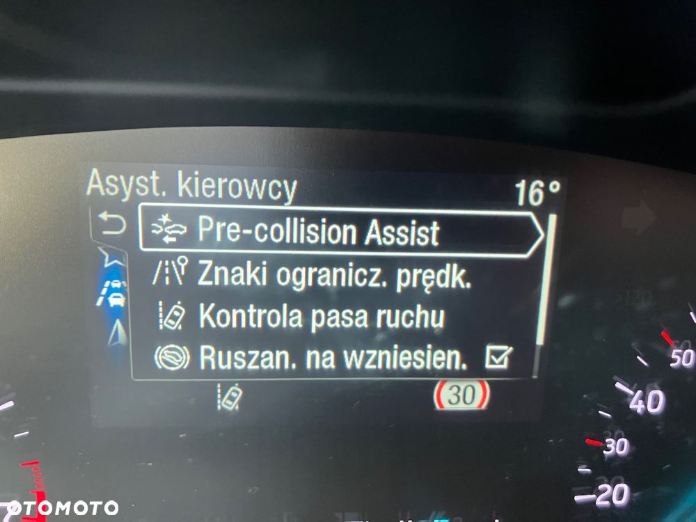 Ford Focus 1.0 EcoBoost Start-Stopp-System ST-LINE - 22