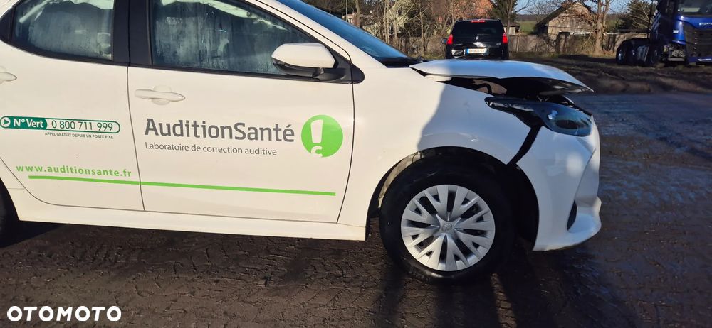 Toyota Yaris Hybrid 1.5 Executive - 12