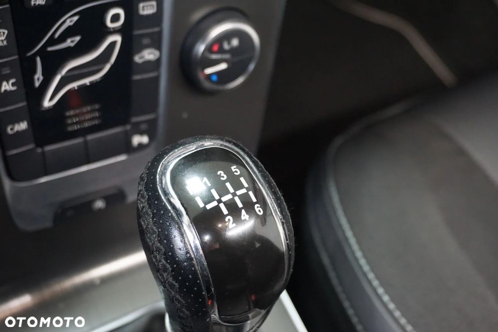 Volvo V40 - 31