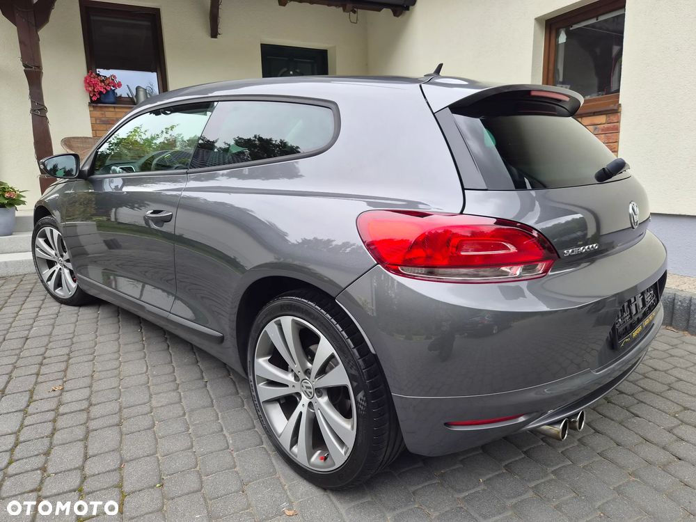 Volkswagen Scirocco 2.0 TDI DSG - 7