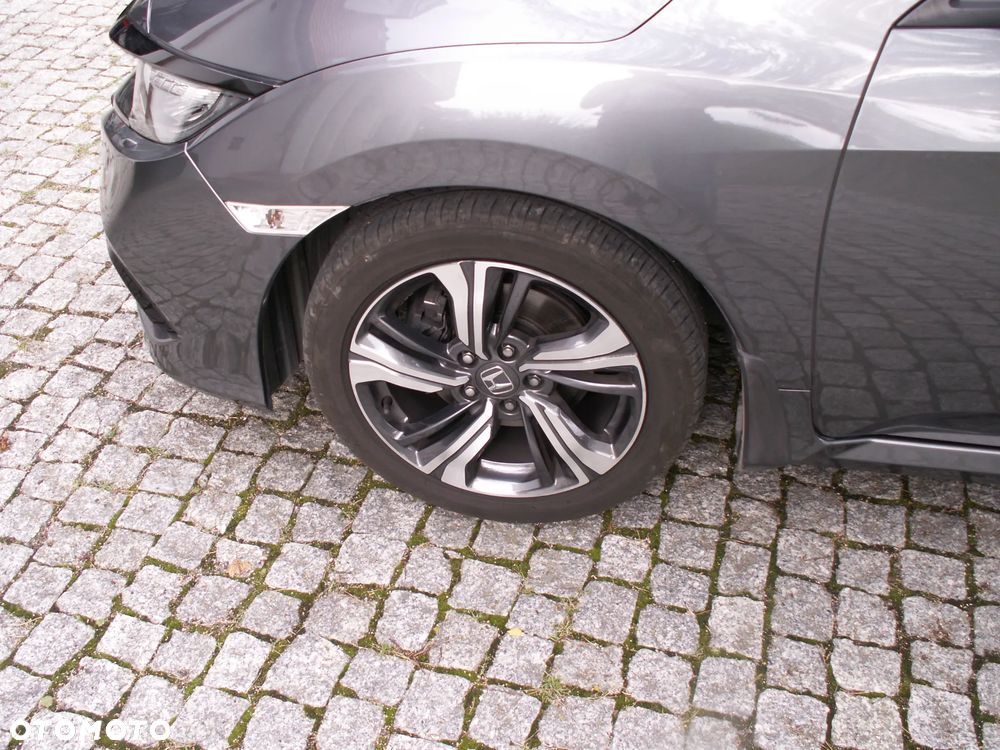 Honda Civic 1.5 T Executive - 11
