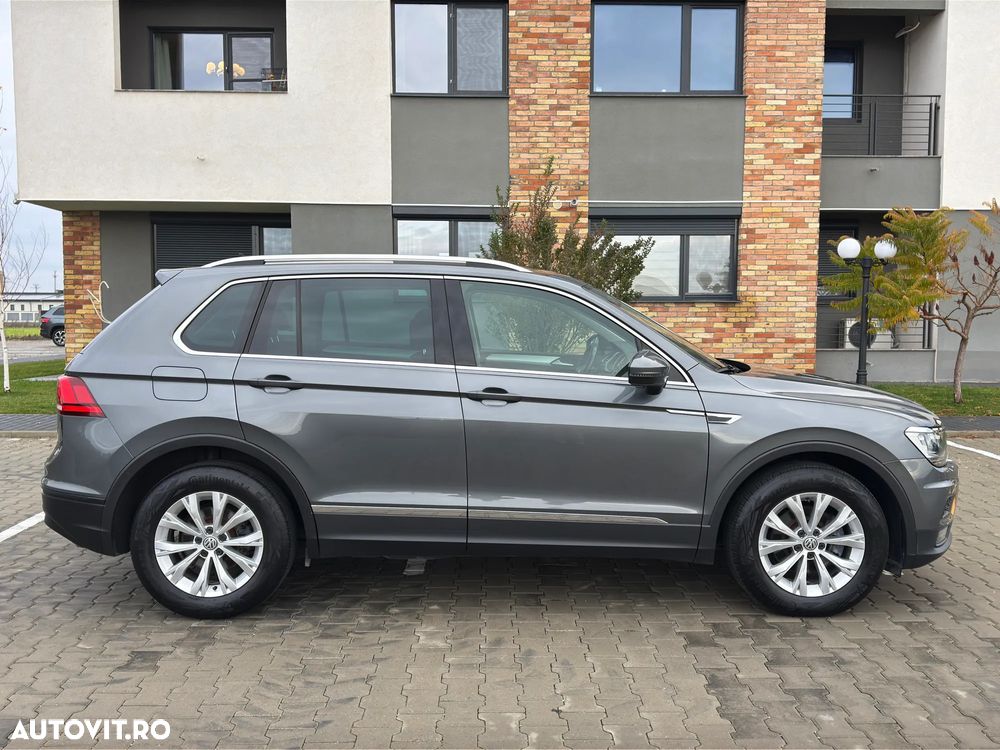 Volkswagen Tiguan - 16