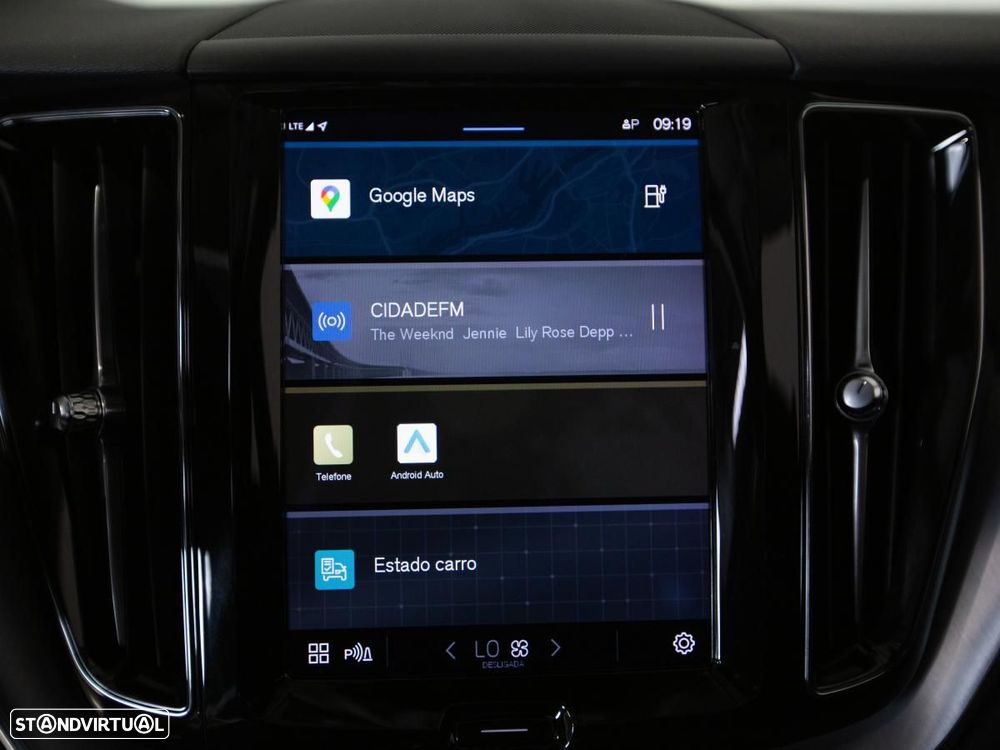 Volvo XC 60 2.0 T6 PHEV Inscription Expression AWD - 23