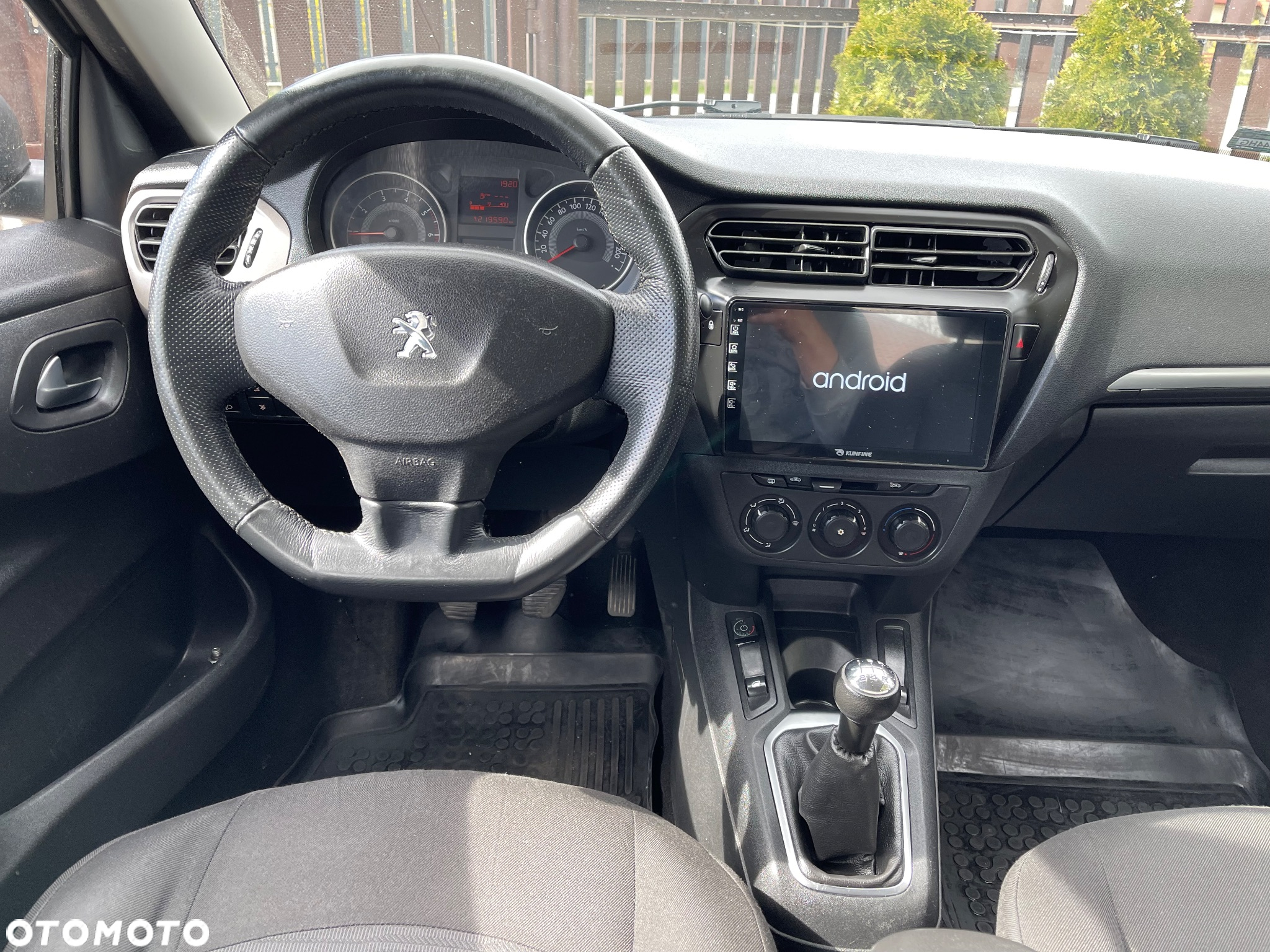 Peugeot 301 1.2 VTi/Pure Tech Allure - 11