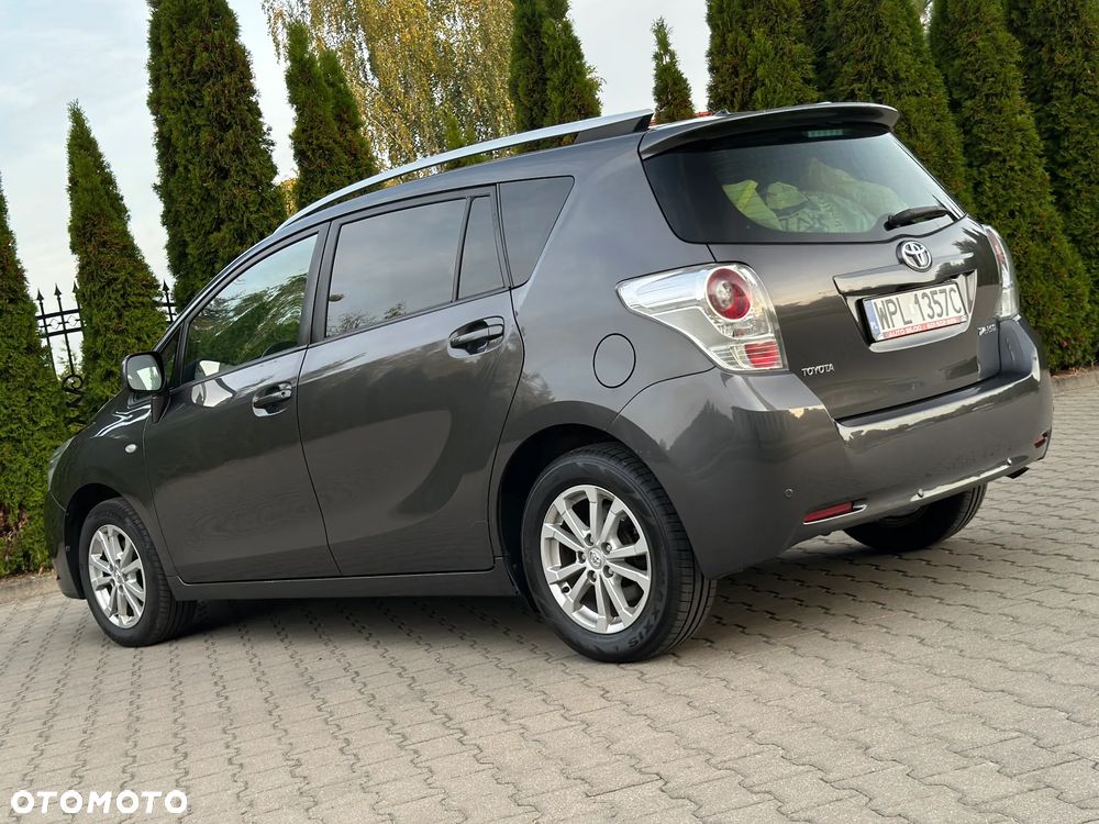 Toyota Verso - 30