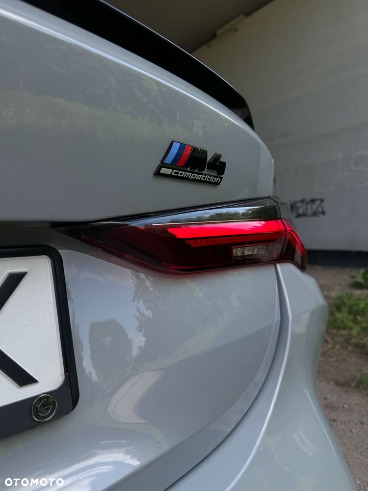 BMW M4 Competition M xDrive sport - 34