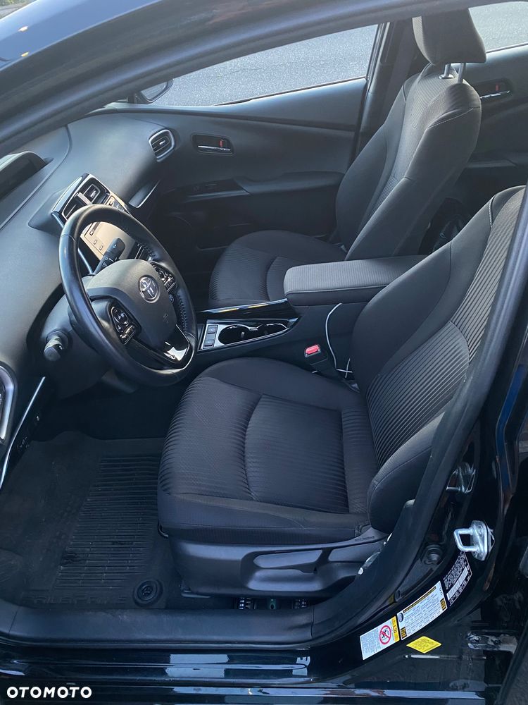 Toyota Prius - 16
