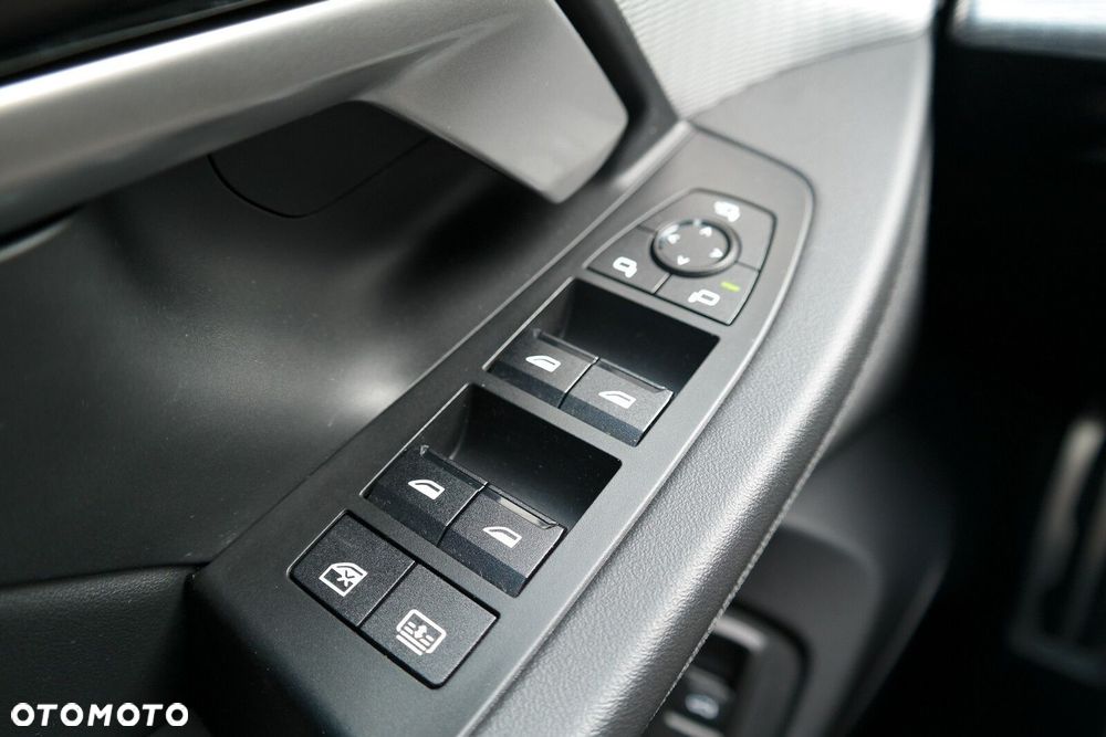 BMW Seria 5 - 24