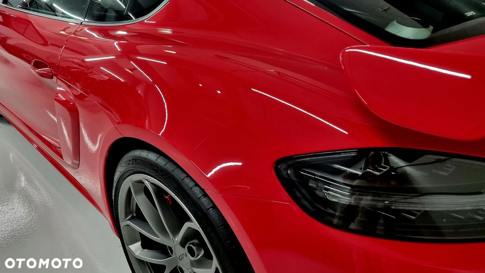 Porsche 718 Cayman GPF GT4 - 36