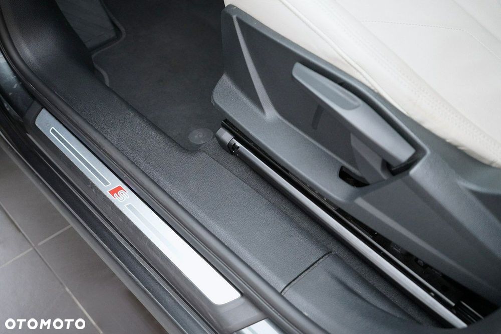 Audi Q3 Sportback - 16