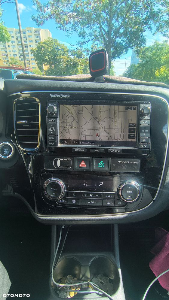 Mitsubishi Outlander Instyle NAVI + - 10