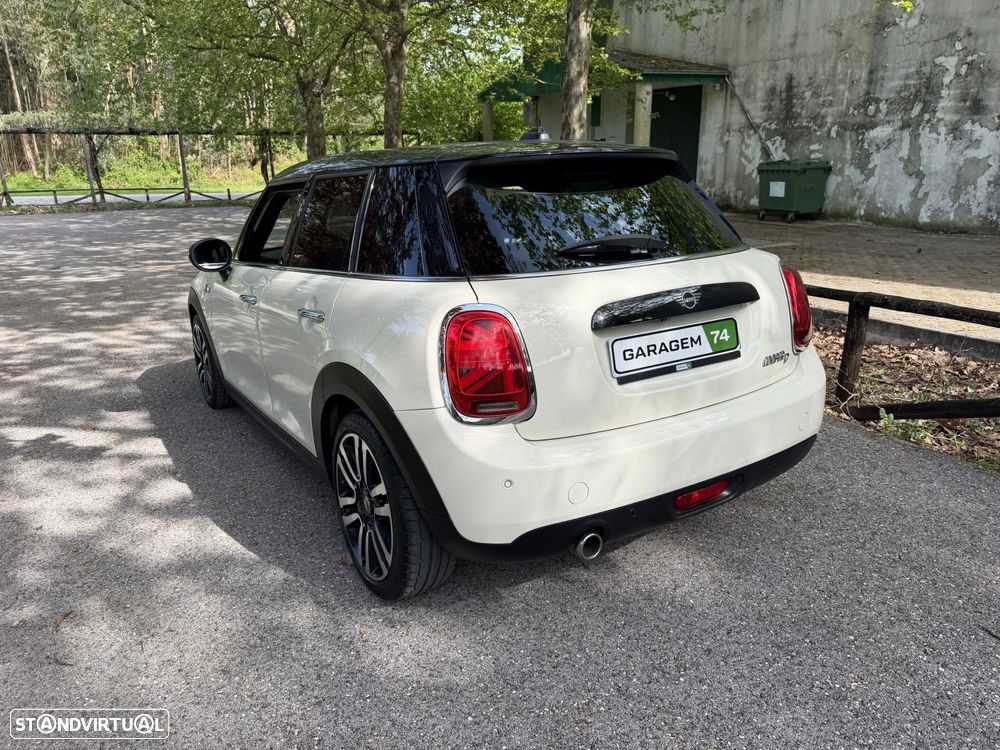 MINI 5 Portas Cooper D Auto - 30