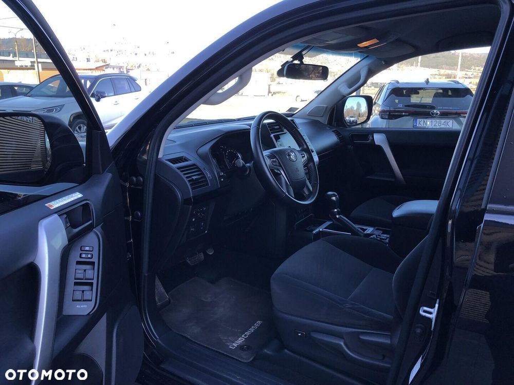 Toyota Land Cruiser LC 2.8 D-4D Prado - 9