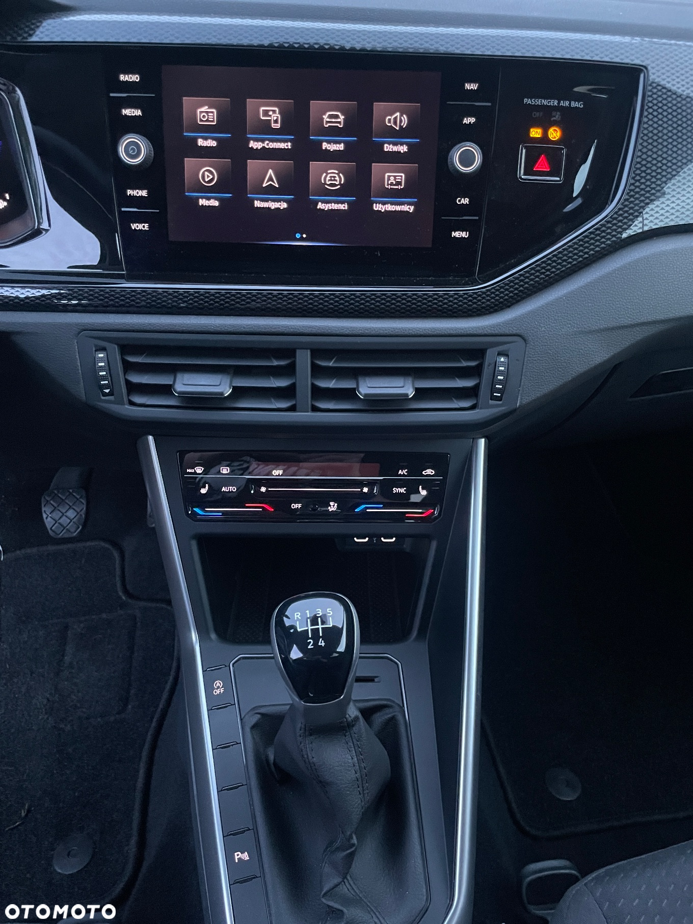 Volkswagen Polo - 12