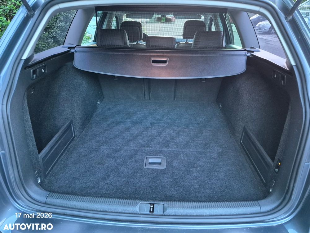 Volkswagen Passat 2.0 TDI BlueMotion Technology Comfortline - 24
