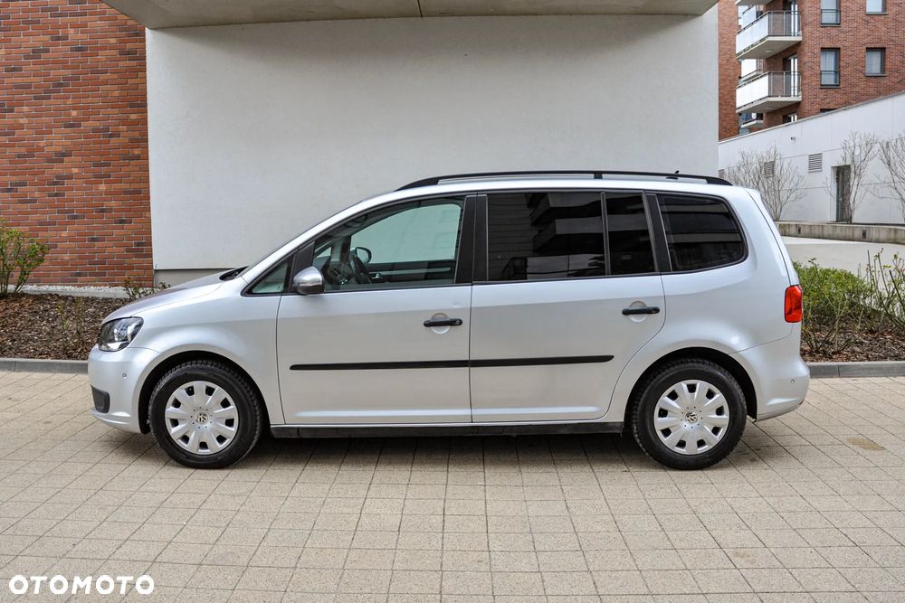 Volkswagen Touran - 2
