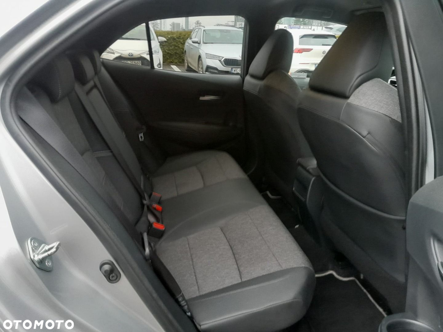 Toyota Corolla - 10